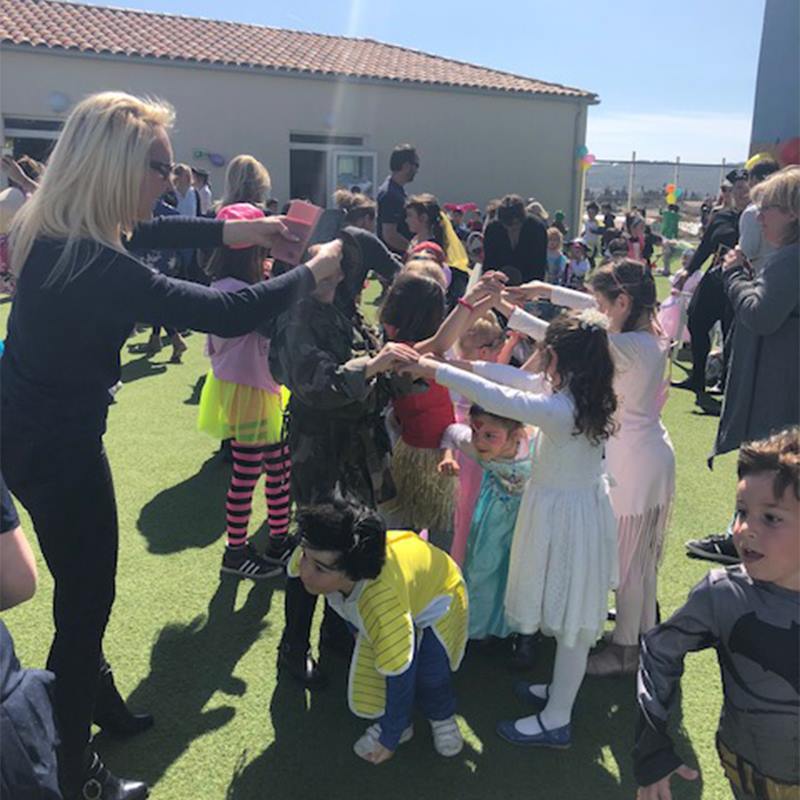 Les enfants au Carnaval